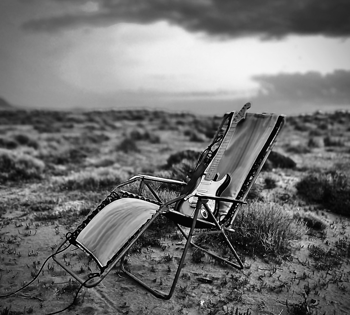 Lost Gipsy Music – Mystic Soul, Funk Guitar Energy Recorded in the Old Mercedes Time Machine